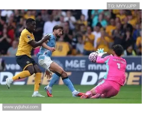 曼城与狼队上半场精彩对决分析及战术解读